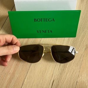 Bottega Veneta Sunglasses / Aviators BNWT